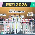Strahlende Gesichter auf dem Podium des Samstagsrennens