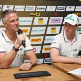 Ralf (links) und David Schumacher (rechts) sind bereit für ihren Vater-Sohn-Start im Prototype Cup Germany