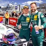Platz drei für Fabian Schiller und Jules Gounon