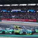 Marco Wittmann fuhr in seinem grünen BMW M4 GT3 Evo zu seinem ersten Saisonsieg