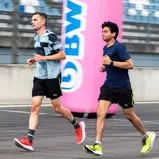 BWT World Water Run: Luca Stolz und Arjun Maini