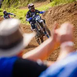 Jayson Van Drunen fuhr nach vielen Rückschlägen einen emotionalen Doppelsieg im ADAC MX Junior Cup 125 ein