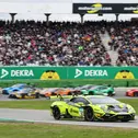 Im Lamborghini von SSR Performance holte Mirko Bortolotti einen Sieg und sechs weitere Podestplätze