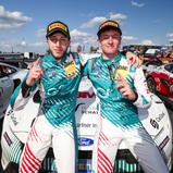 Salman Owega und Finn Wiebelhaus sind die neuen Tabellenführer des ADAC GT Masters