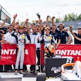 Großer Jubel bei PHM Racing: Der Berliner Rennstall gewann beim Heimspiel alle drei Rennen