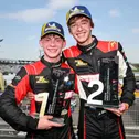Leon Bauchmüller (links) und Joep Breedveld (rechts) siegten je einmal in der Porsche Sprint Challenge Deutschland GT4 (Foto: Porsche Sports Cup)