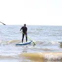 Maximilian Götz, Windsurf-Weltmeister Philip Köster und Albert Costa Balboa beim Ritt über die Nordsee