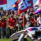 Fans von Nico Greutmann ( Schweiz / Husqvarna / Cat Moto Bauerschmidt Husqvarna ) beim ADAC MX Youngster Cup an der Strecke