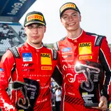 Glücklich über Rang drei: Kiano Blum und Niklas Kalus vom Haupt Racing Team