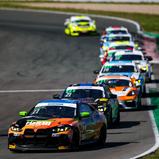 Im BMW gibt ADAC Stiftung Sport-Förderpilot Thomas Rackl sein Heimspiel