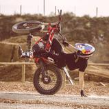 In Gaildorf wird ein vielseitiges Rahmenprogramm gebeten, unter anderem mit der Red Bull Freestyle Trial Show von Adrian Guggemos (Foto: Sebas Romero/GASGAS)