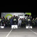 Strahlende Gesichter am Ende einer starken Saison: Die Teilnehmer des ersten elektrischen Rallye-Markenpokals weltweit
