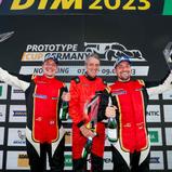 Jubel bei Gary Hauser (li), Teamchef Christian Hauser und Markus Pommer