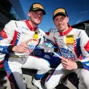 Finn Zulauf und Felix Hirsiger rundeten ihr super Wochenende mit Rang drei ab