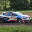 Weiterhin an der Spitze des ADAC Rallye Masters: Carsten Mohe im Renault Clio R3T