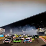 Das ADAC GT Masters startet 2022 fest um 13:00 Uhr