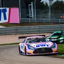Der Mercedes-AMG GT3 Evo #8 überquerte als Erster die Ziellinie