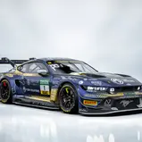 Im blauen Ford Mustang GT3 #1 mit goldenen Akzenten nehmen Max Reis und Emil Gjerdrum Platz (Foto: Haupt Racing Team)