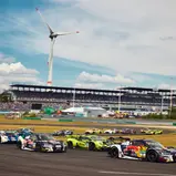 45.500 Besucher erlebten den zweiten DTM-Tourstopp am Dekra Lausitzring