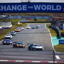 Piloten aus zwölf Nationen starten im ADAC GT Masters