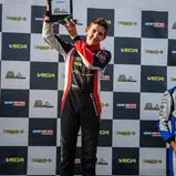 Simon Rechenmacher zum zweiten Mal ADAC Kart Masters-Champion