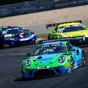 Der Allied-Racing-Porsche liegt hinter dem Team Joos Sportwagentechnik auf Platz vier