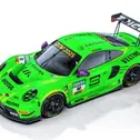 Güven nimmt erneut im Porsche mit der Startnummer 90 Platz (Foto: Manthey)
