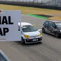 Enges Duell zwischen Matti Klasen und Lennard Zerbe im ADAC Tourenwagen Junior Cup (Foto: ADAC Tourenwagen Junior Cup)