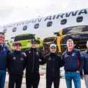 Wolfram Simon-Schröter, Ayhancan Güven, Jordan Pepper, Lucas Auer, Fabio Scherer und ADAC Motorsportchef Thomas Voss (l-r)