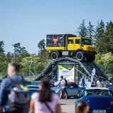 Nervenkitzel garantiert: Beim Unimog-Parcours erlebt man die Geländegängigkeit des „Universal‑Motor‑Geräts“.