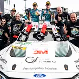 Owega und Wiebelhaus feiern mit ihrem Haupt Racing Team