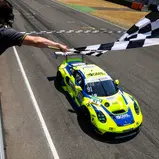 Premieren-Erfolg für Finn Gehrsitz im ADAC GT Masters