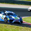 Dritter: Der Porsche von AVIA W&S Motorsport