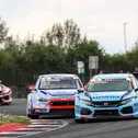 Auch in Most gemeinsam auf dem Podest: Mike Halder und Max Hesse in der ADAC TCR Germany