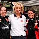 Die deutsche Delegation bei der Sichtung in Polen: Ann Felke und Claire Schönborn mit Isolde Holderied