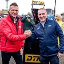 Stephan Stöcker (Head of Development und Motorsport bei Eibach) und ADAC Motorsportchef Thomas Voss (l-r)