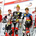 Motorrad: Meggle (m.) und Geiger (l.) in der Lausitz auf dem Podium 