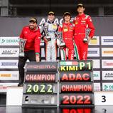 Das Podium des 17. Saisonlaufs am Nürburgring