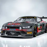 Bei der #74 von Max Cuccarese und Alain Valente setzt HRT auf ein schwarzes Grunddesign mit roten Aktzenten (Foto: Haupt Racing Team)