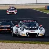 In guter Frühform: Jahn/Cairoli im Porsche 911 von KÜS TEAM75 Bernhard