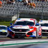 Die drei Engstler-Piloten wollen ROJA Motorsport angreifen