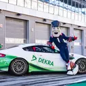 Auch Maskottchen „Pat Patriot“ war beim „Motorsport meets American Football Day“ dabei