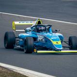 Chancengleichheit durch Zentraleinsatz: Alle Piloten in der Formel 4 Frankreich starten mit Einheitsfahrzeugen von Mygale (Foto: Fabian Therre)