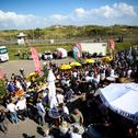 Fanfreundlcihes Fahrerlager und Meet the Drivers Autogrammstunde