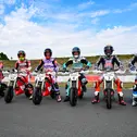 Sechs WM-Fahrer genossen ein Pitbike-Spaßrennen am Donnerstag