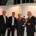 CRPM (Motorrad) Bernd Stinski (Gesamtsieger Motorrad) mit Wolf-Otto Weitekamp, Serienkoordinator der ADAC Oldtimer-Automobilserien, ADAC Oldtimer-Referent Prof. Dr. Mario Theissen und Rolf Lehmann Serienkoordinator ADAC Classic Revival Pokal für Motorräde CRPM (Motorrad) Bernd Stinski (Gesamtsieger Motorrad) mit Wolf-Otto Weitekamp, Serienkoordinator der ADAC Oldtimer-Automobilserien, ADAC Oldtimer-Referent Prof. Dr. Mario Theissen und Rolf Lehmann Serienkoordinator ADAC Classic Revival Pokal für Motorräde