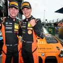 Liegen nur einen Punkt hinter den Führenden: Die BMW-Piloten Leyton Fourie/Tim Zimmermann von FK Performance Motorsport