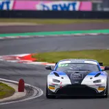 #6 Tom Wood / Euan McKay / Racing One / Aston Martin Vantage GT4