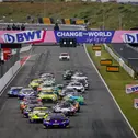 Der Start des ADAC GT Masters Rennens in Zandvoort