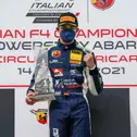 Tim Tramnitz sorgt für Furore beim Saisonstart der italienischen Formel-4-Meisterschaft
